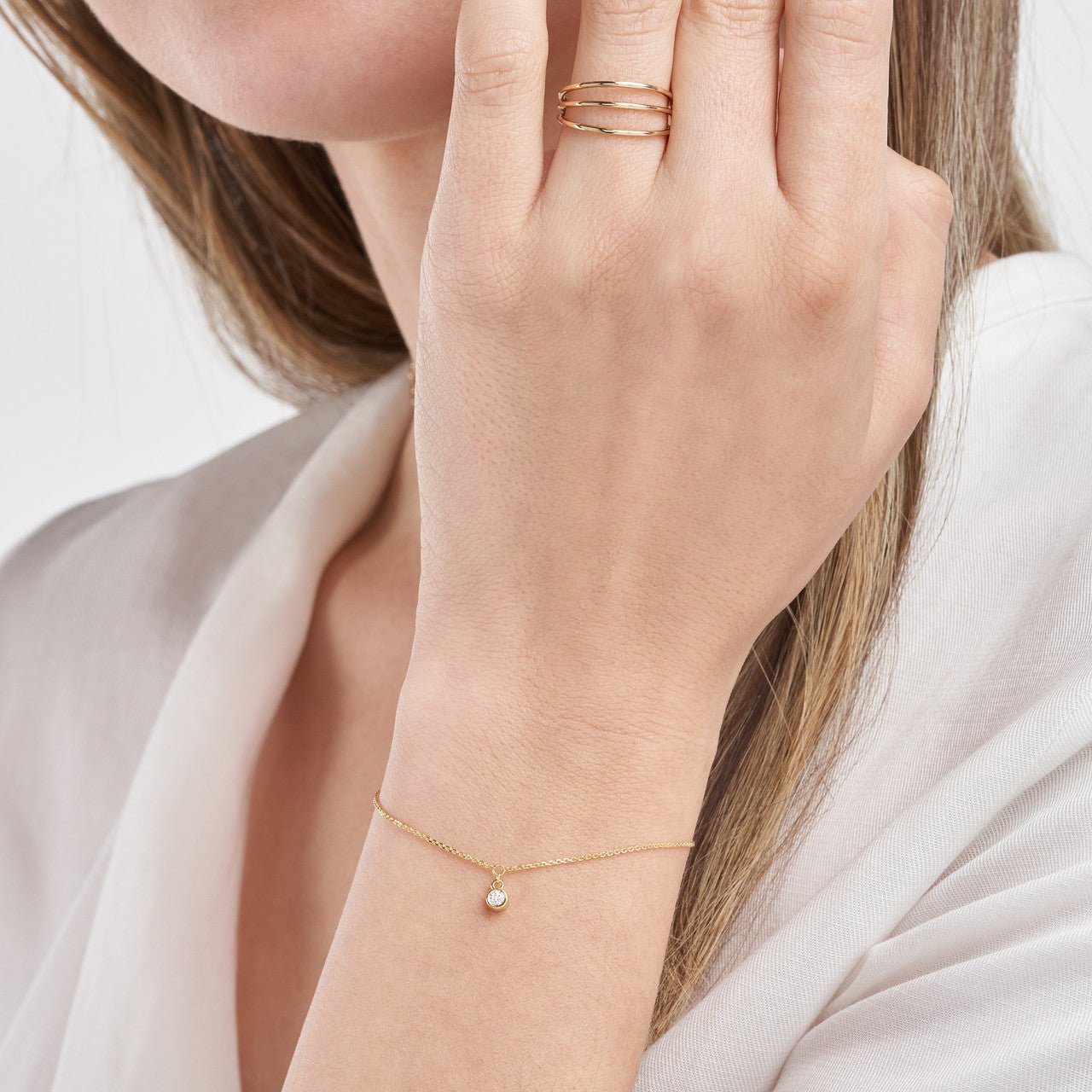 14kt yellow gold/on model