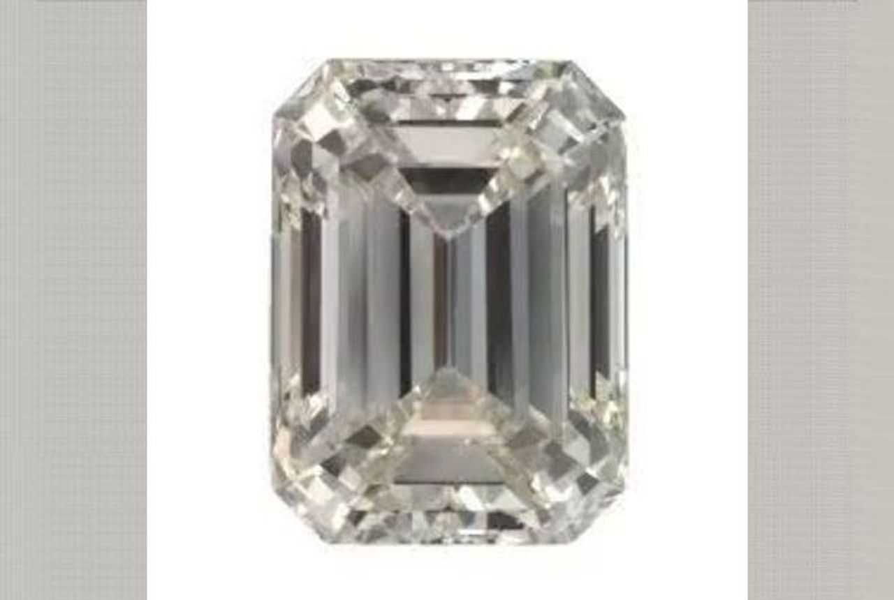 primary sku D-16W5HJWN04