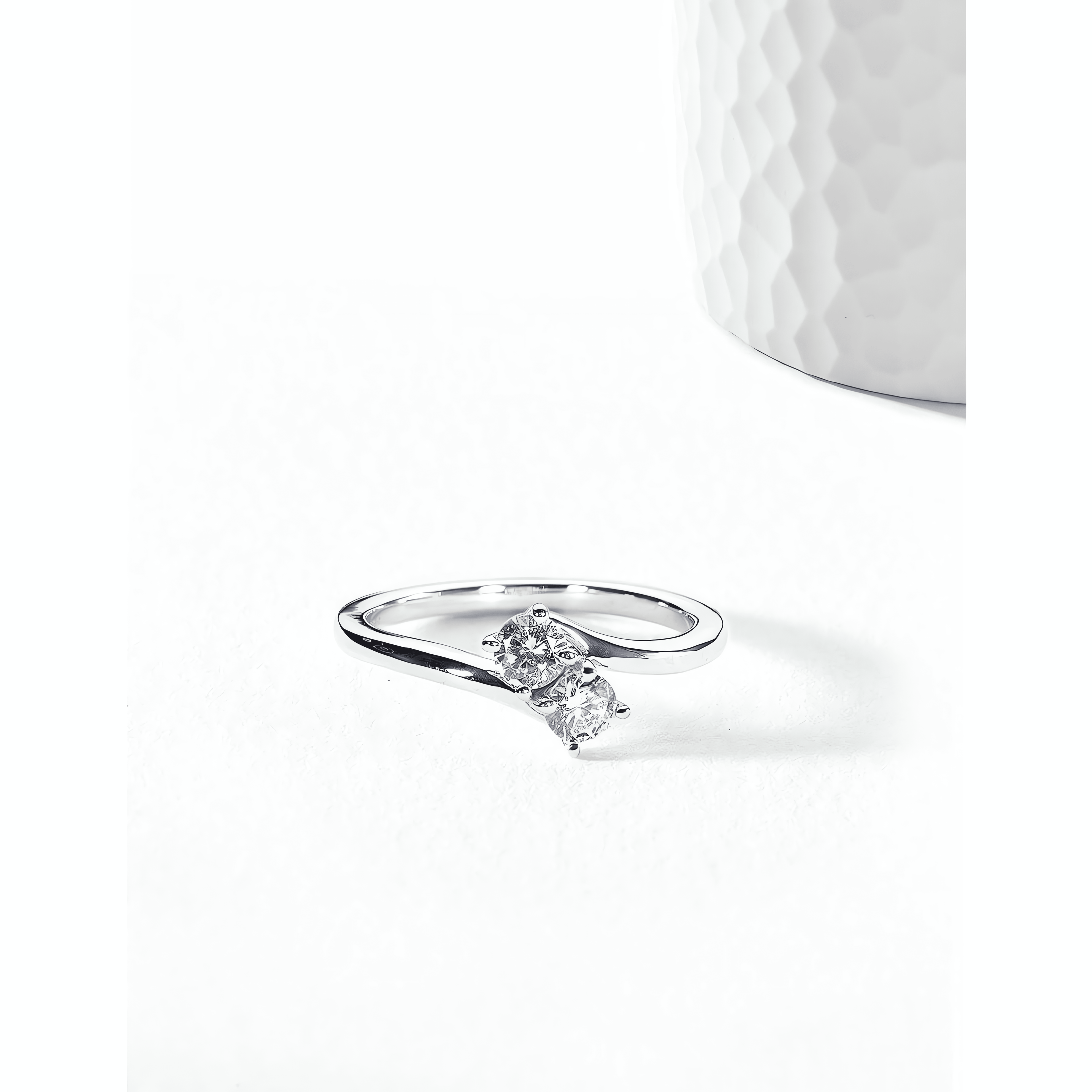 18kt White Gold/0.50 CTW/on model