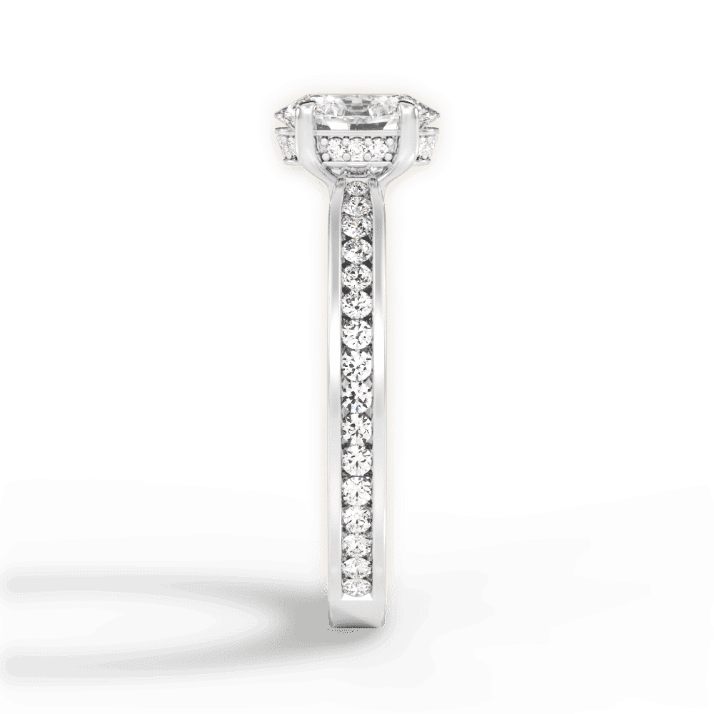 14kt White Gold/18kt White Gold/Platinum/oval/perspective