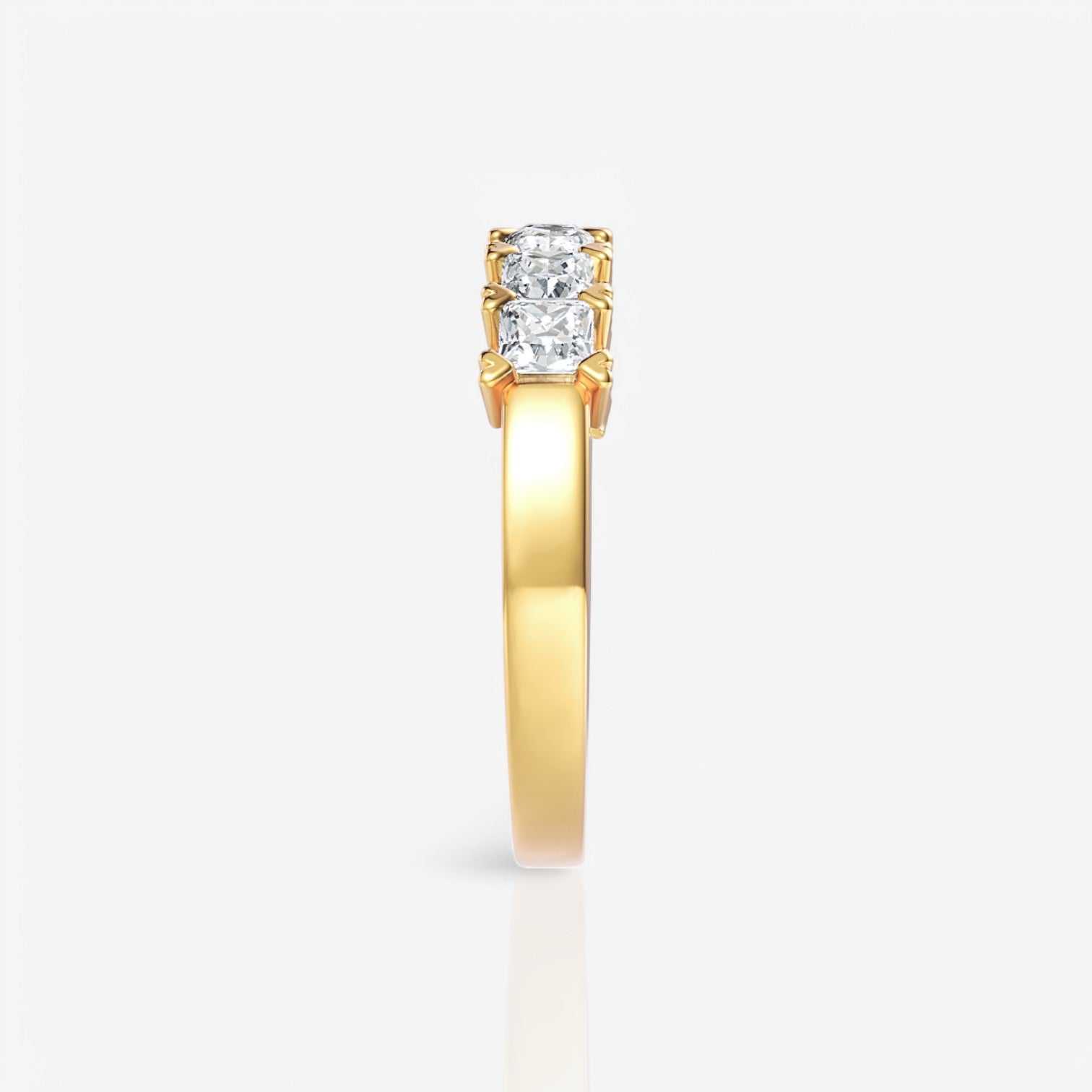 18kt yellow gold/0.75/perspective