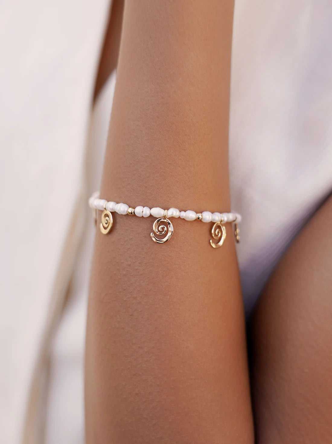 18kt Gold Plated/perspective