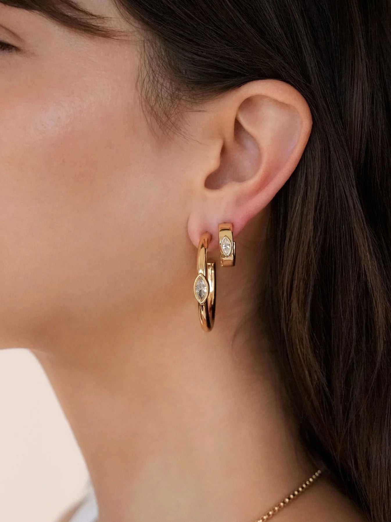 18kt Gold Plated/model