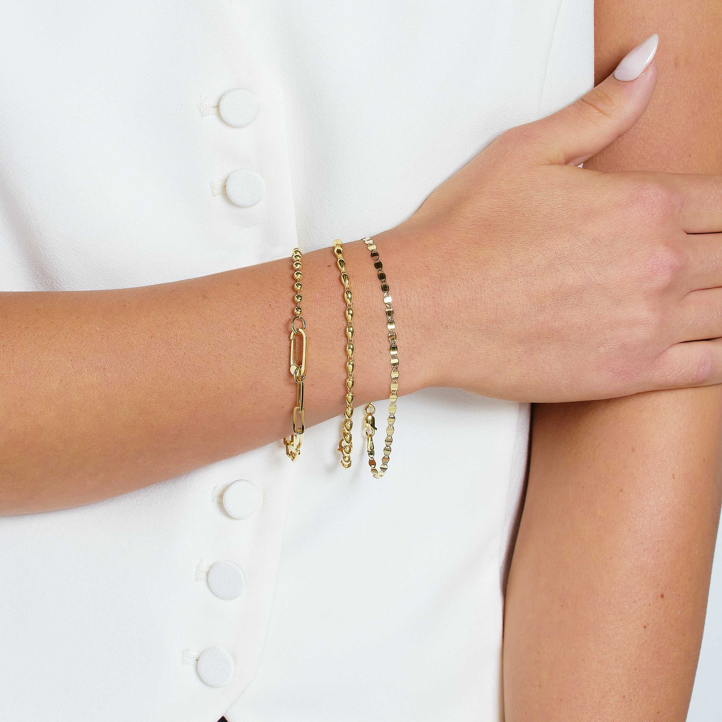 14kt yellow gold/model