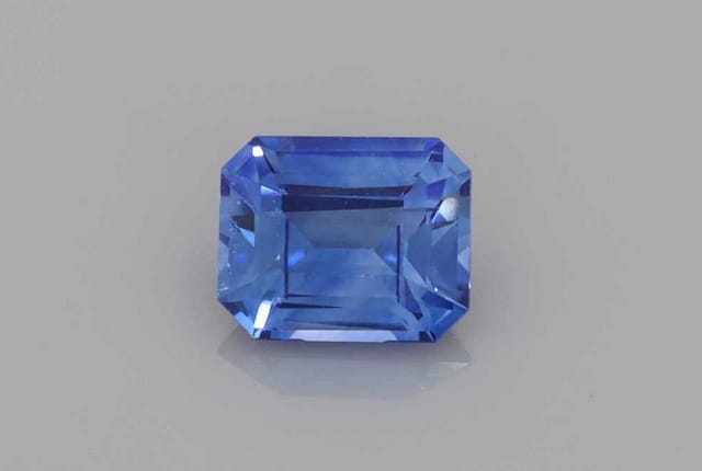 4x5mm Emerald Sapphire