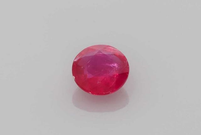5x5mm Round Ruby
