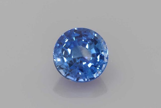 4x4mm Round Sapphire
