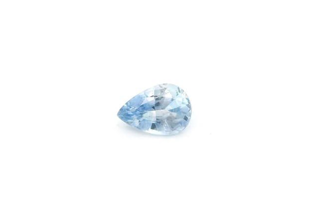 4x6mm Pear Sapphire