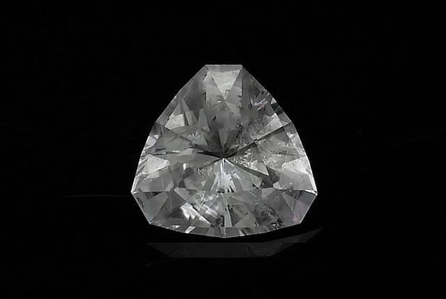 5x5mm Triangle Sapphire