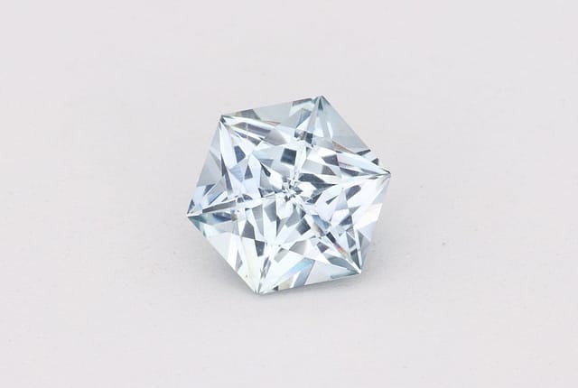 5x5mm Hexagon Sapphire