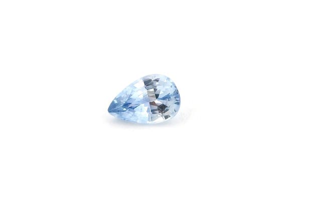 4x6mm Pear Sapphire