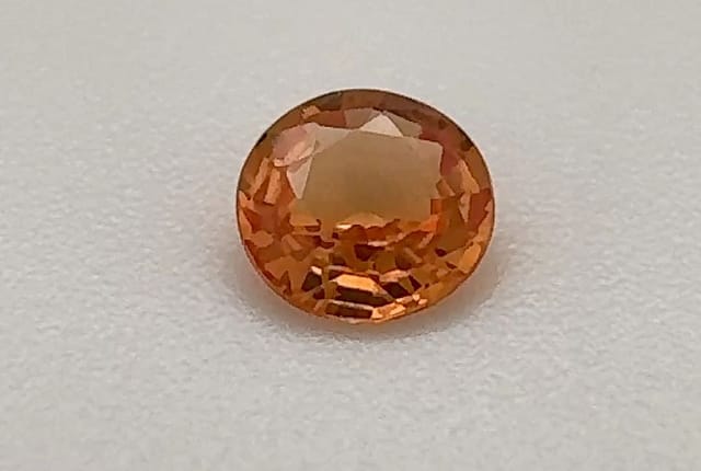 4x4mm Round Sapphire