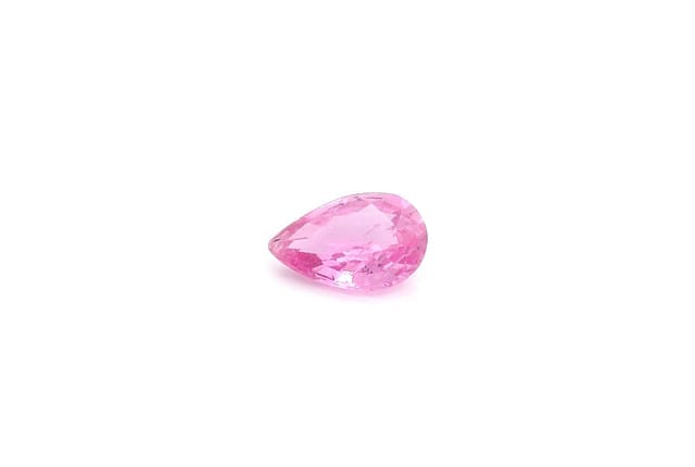 4x6mm Pear Sapphire