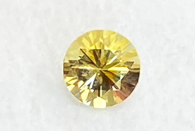 5x5mm Round Sapphire