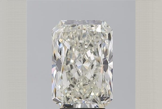 4.26 Carat Radiant Diamond