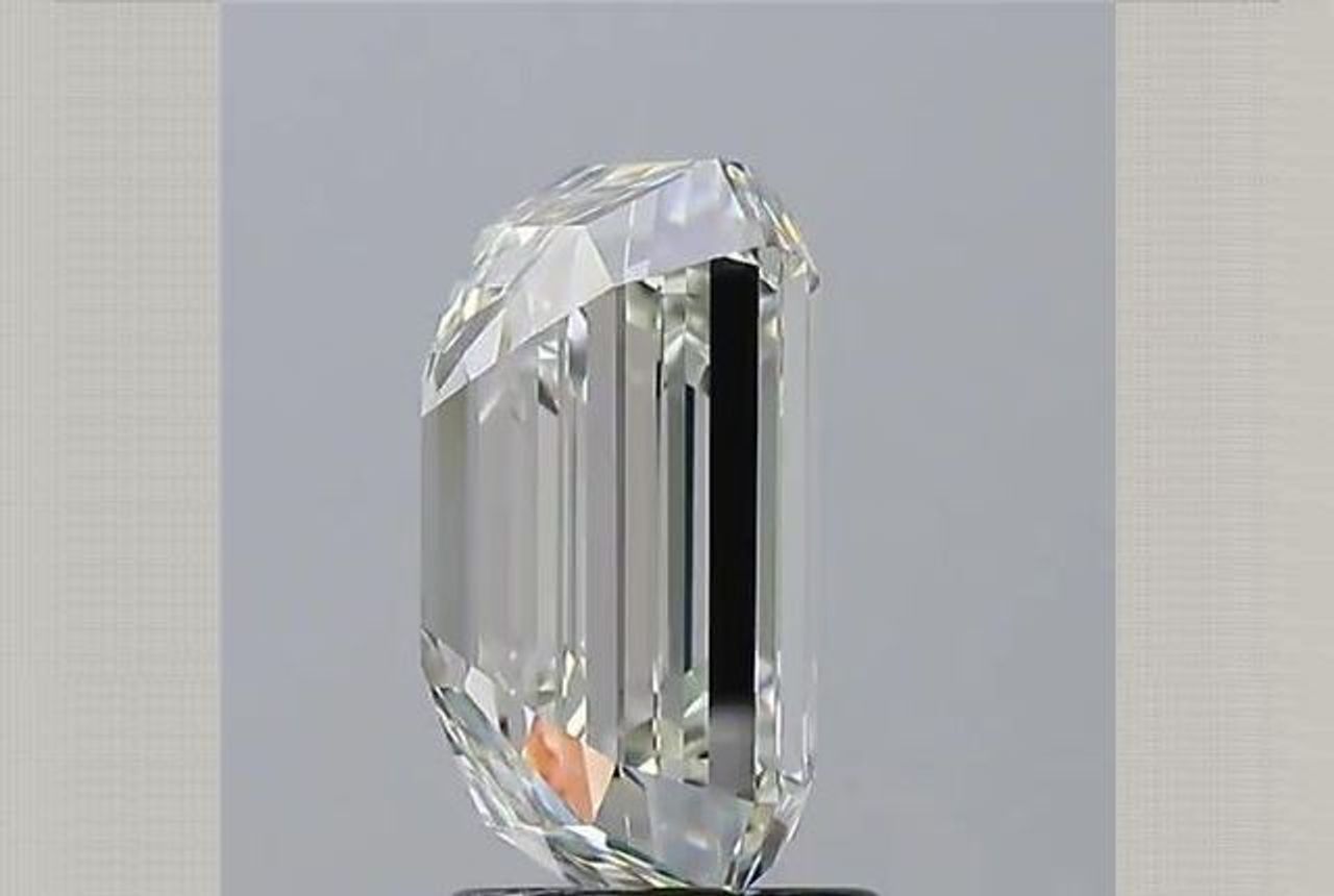 3.01 Carat Emerald Diamond