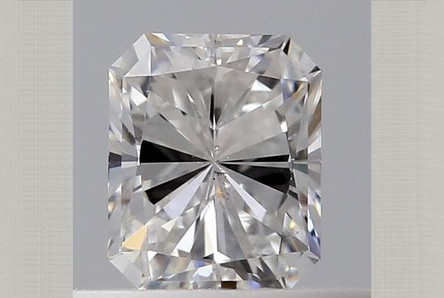 0.40 Carat Radiant Diamond