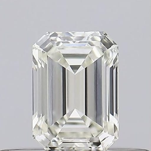 0.32 Carat Emerald Diamond