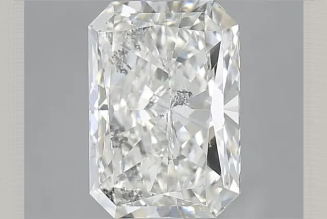 3.01 Carat Radiant Diamond
