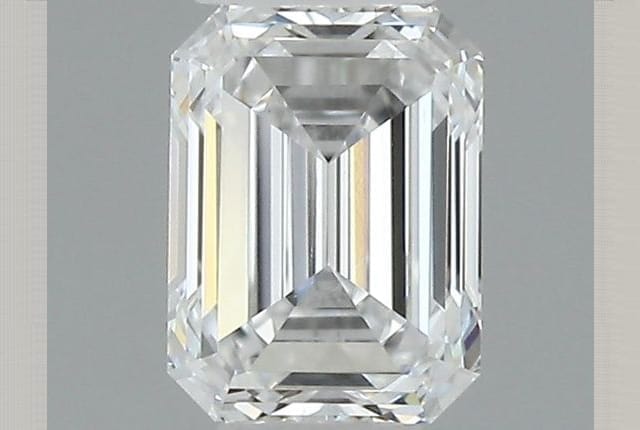 0.30 Carat Emerald Diamond