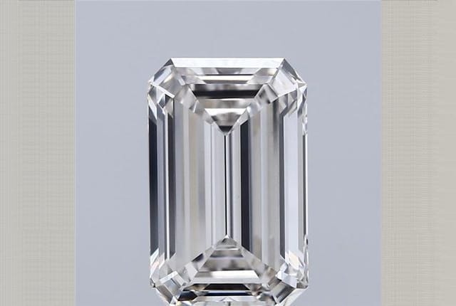 2.81 Carat Emerald Diamond