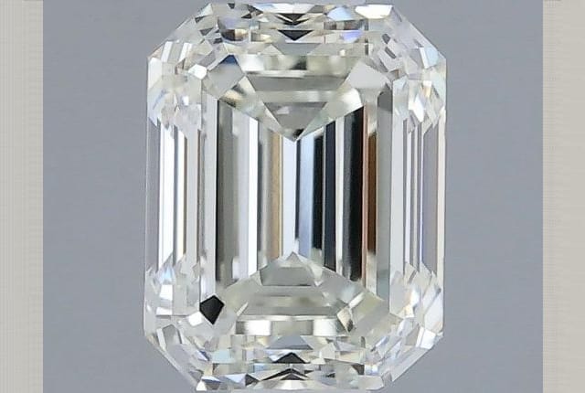 0.90 Carat Emerald Diamond