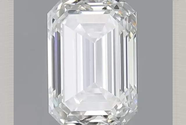 0.90 Carat Emerald Diamond
