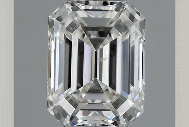 0.31 Carat Emerald Diamond