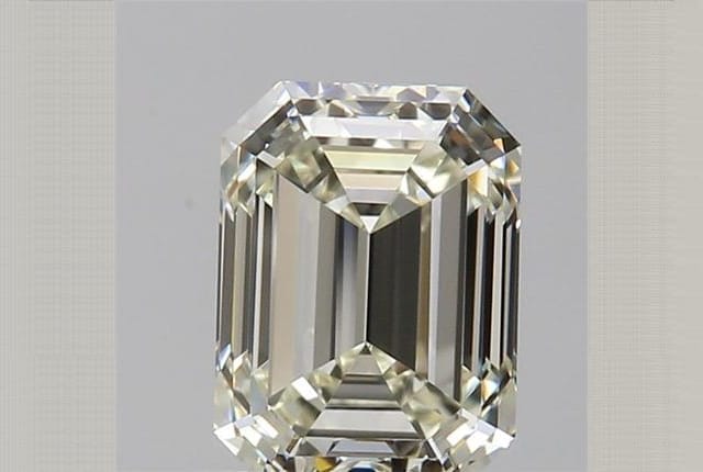 1.00 Carat Emerald Diamond