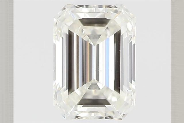 0.30 Carat Emerald Diamond