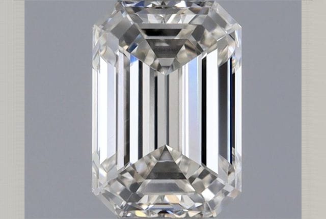 0.38 Carat Emerald Diamond