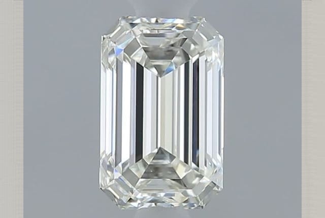 0.31 Carat Emerald Diamond