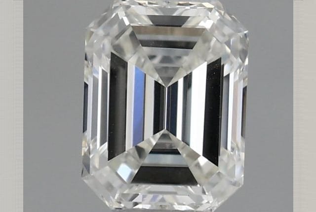 0.30 Carat Emerald Diamond