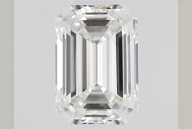 0.24 Carat Emerald Diamond