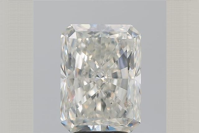 4.06 Carat Radiant Diamond