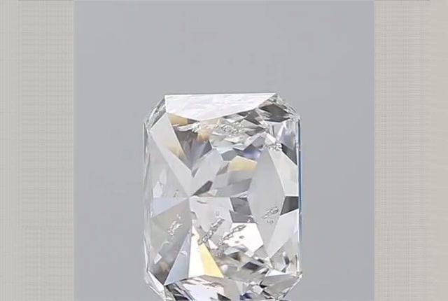 2.51 Carat Radiant Diamond