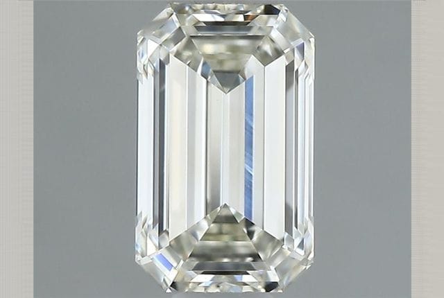 0.46 Carat Emerald Diamond