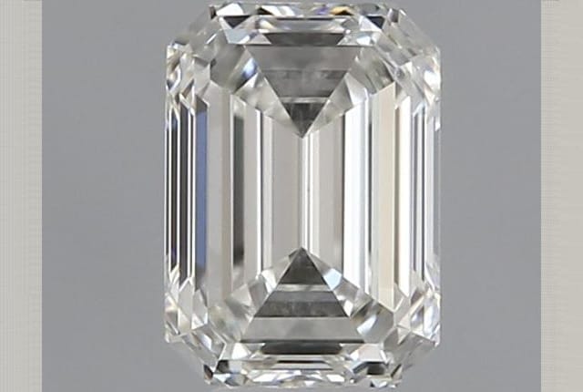 0.30 Carat Emerald Diamond