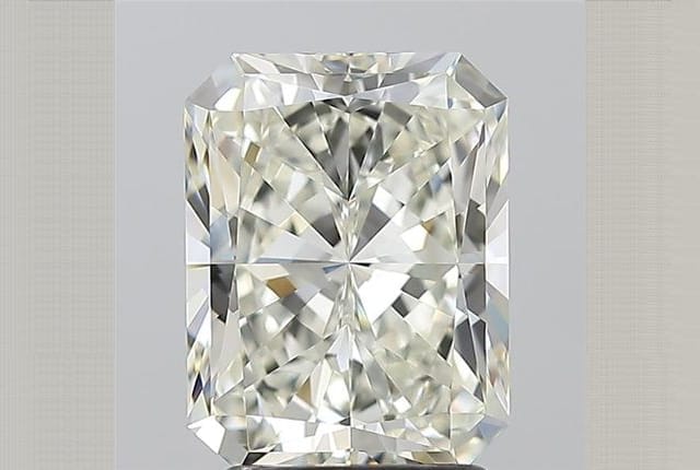 2.51 Carat Radiant Diamond