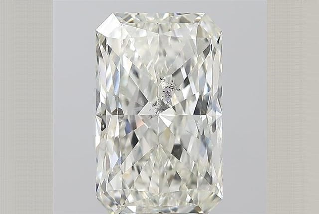 3.52 Carat Radiant Diamond