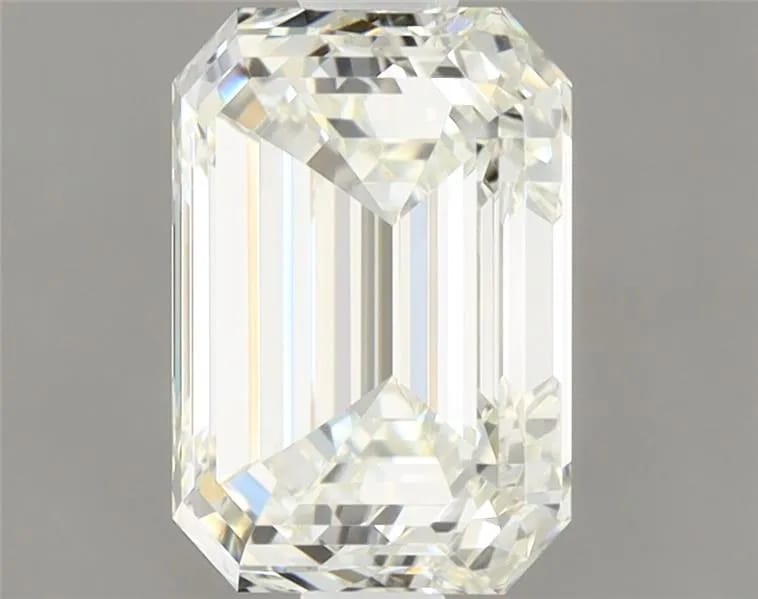 1.37 Carat Emerald Diamond