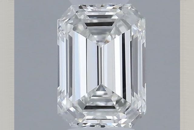 0.30 Carat Emerald Diamond