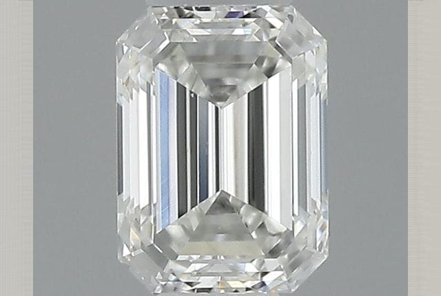 0.31 Carat Emerald Diamond