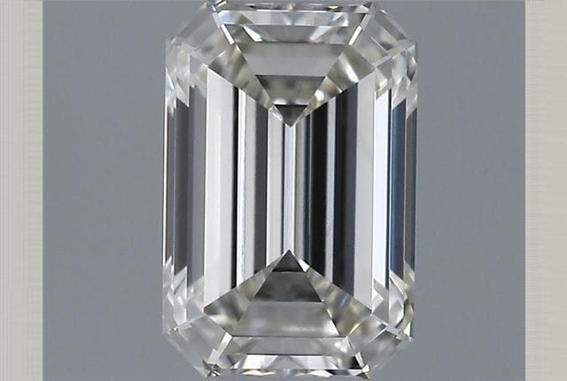 0.32 Carat Emerald Diamond