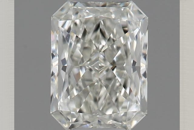 0.31 Carat Radiant Diamond