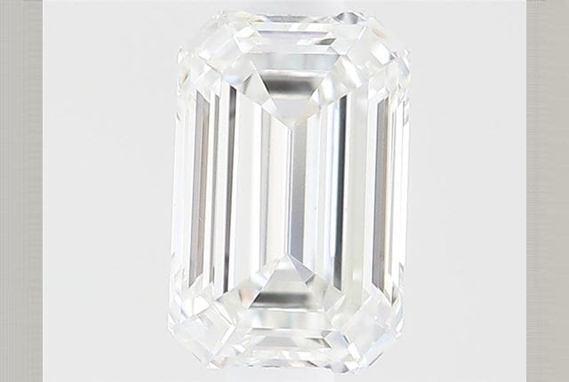 0.30 Carat Emerald Diamond