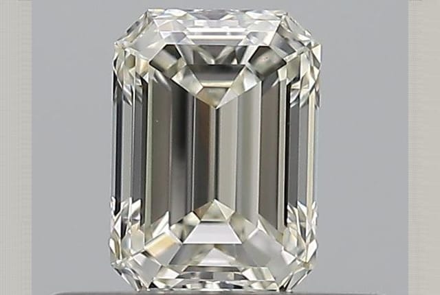 0.38 Carat Emerald Diamond