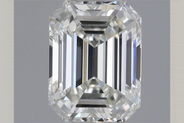 0.30 Carat Emerald Diamond