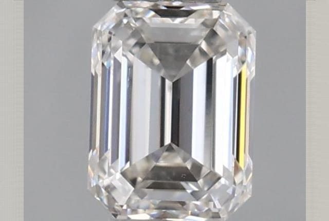 0.30 Carat Emerald Diamond