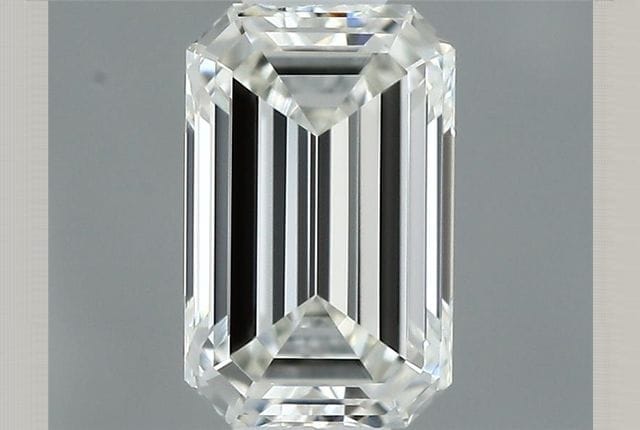 0.32 Carat Emerald Diamond
